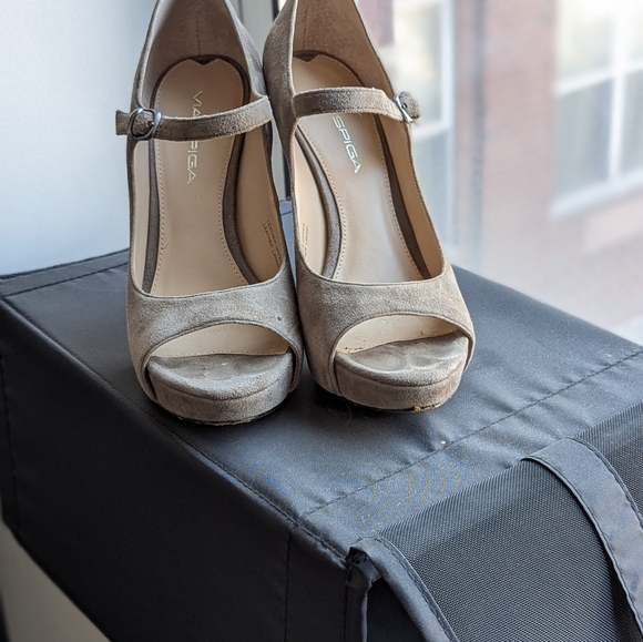 Via Spiga Platform Suede Heels - Picture 2 of 8